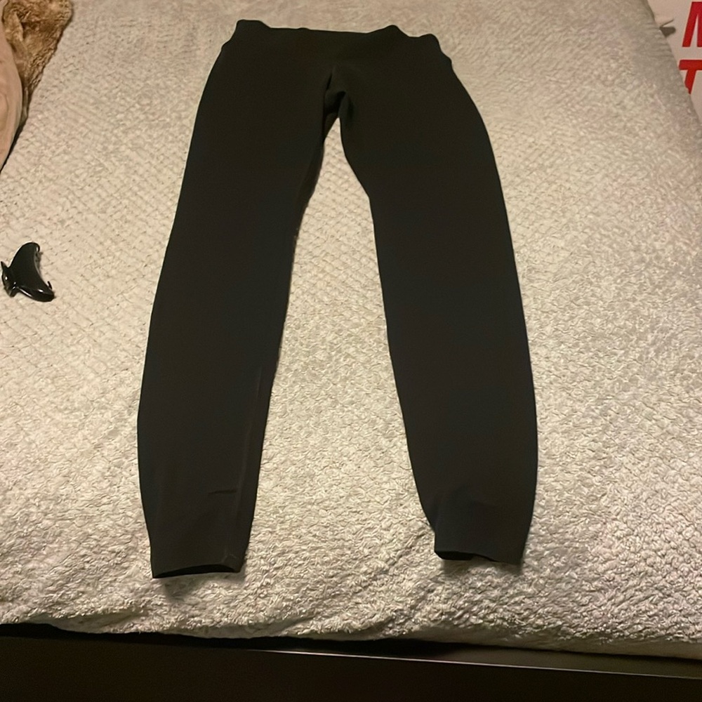 black leggings